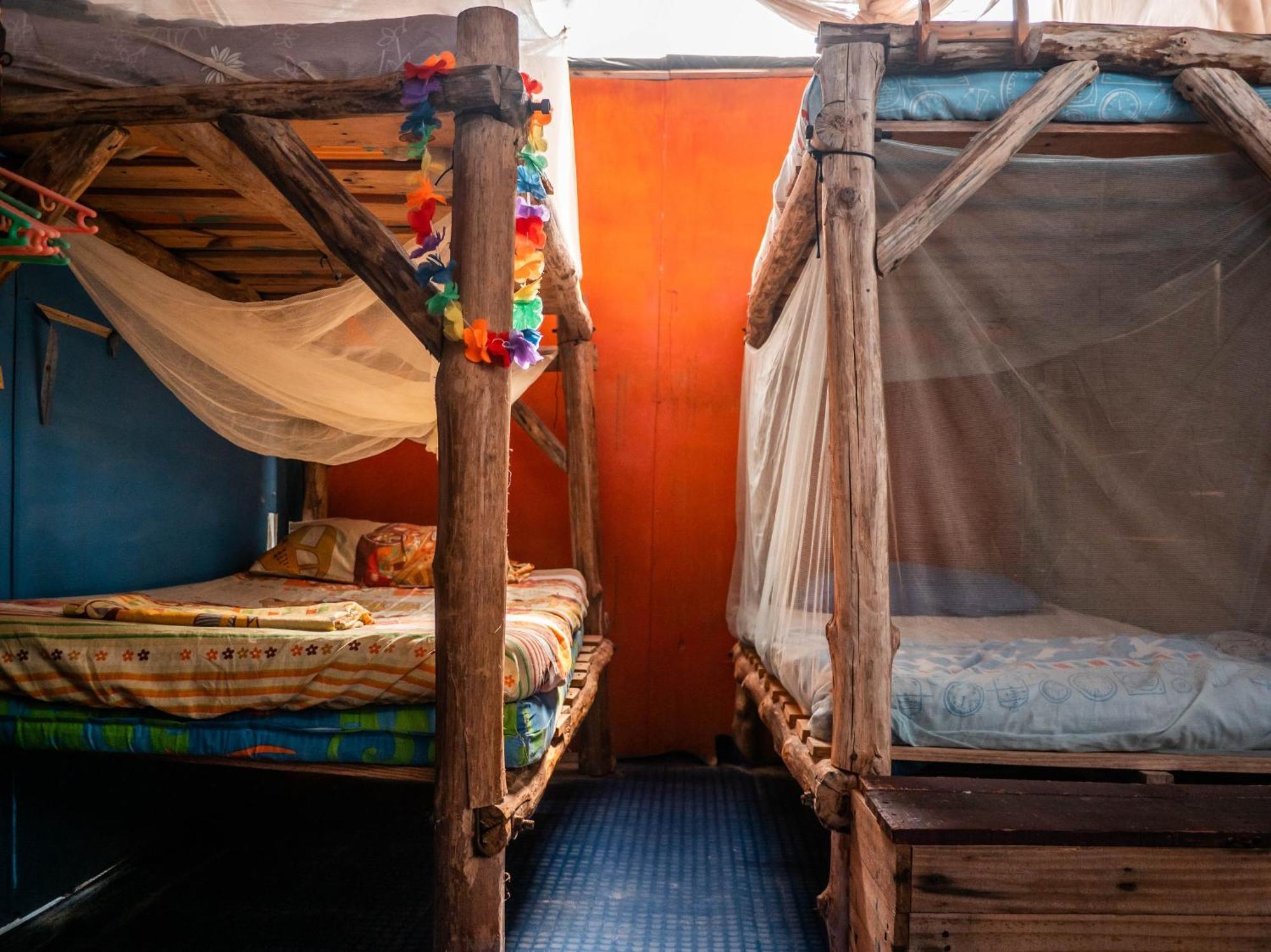 A Orilla Del Mar En Baru Hostel - Cartagena — Fotos 2